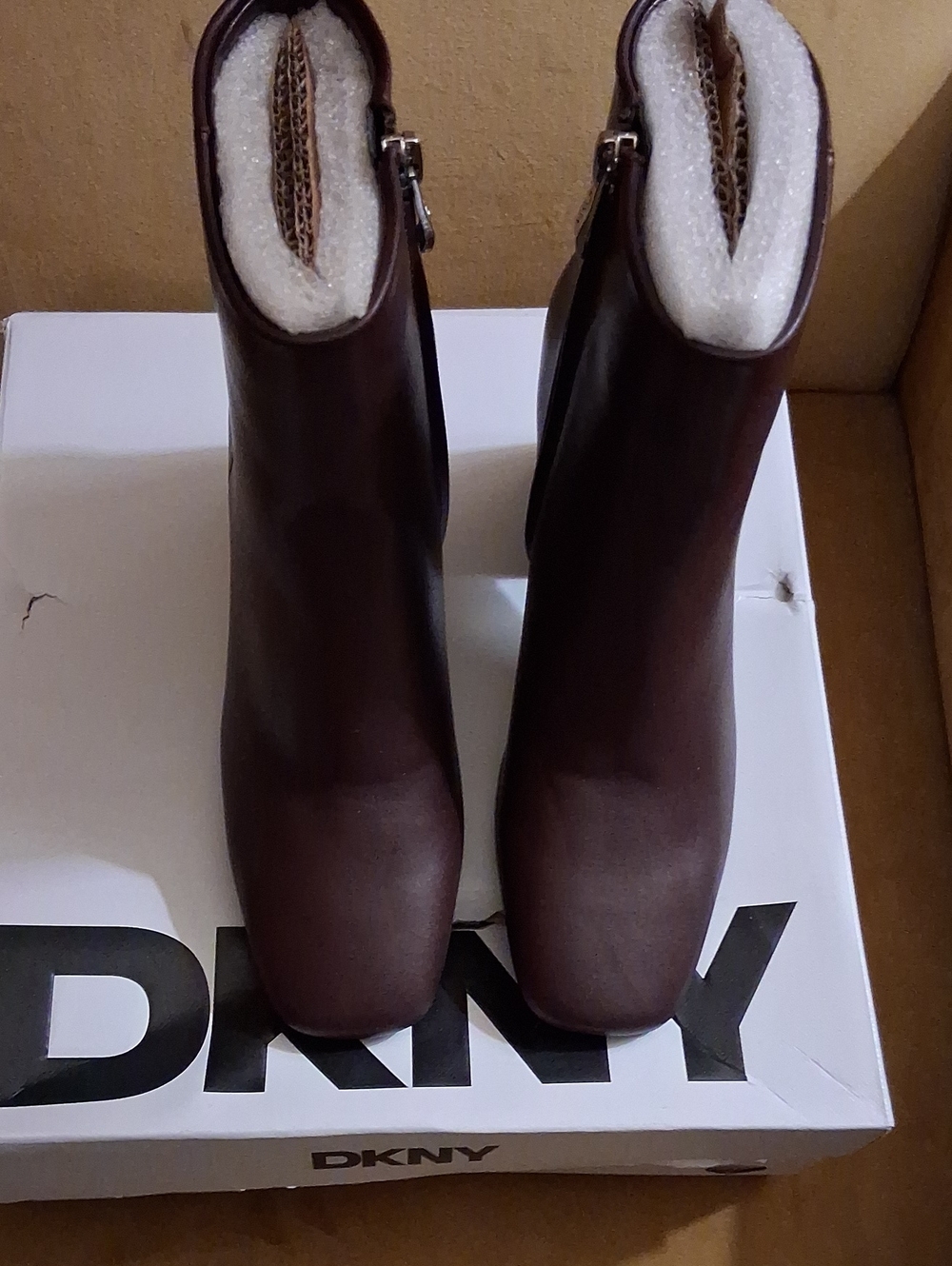 DKNY Women's Dark CHERRY  Leather Ankle Booties with Side Zipper